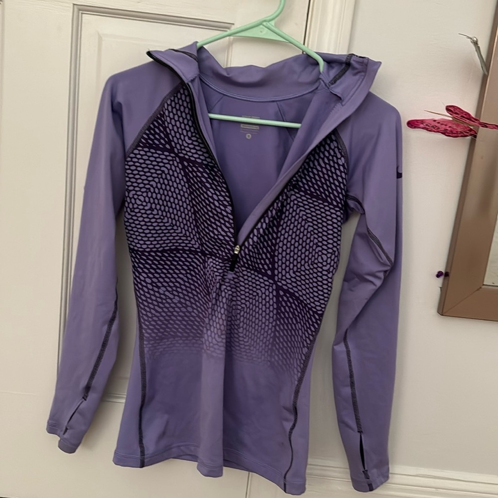 nike pullover